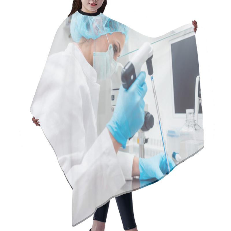 Personality  Scientist In Lab Conducting Biotechnological Experiment Hair Cutting Cape