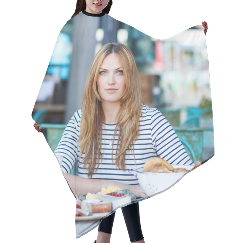 Personality  Young Woman Having Healthy Breakfast In Outdoor Cafe Hair Cutting Cape