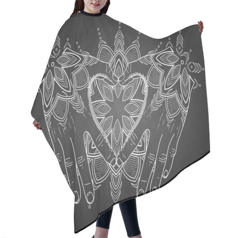 Personality  Graphic Mehndi Heart Hair Cutting Cape