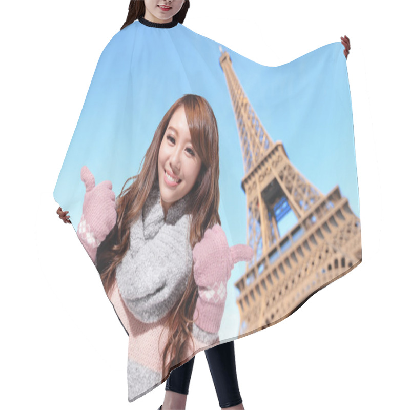 Personality  Happy Travel Woman In Paris Hair Cutting Cape