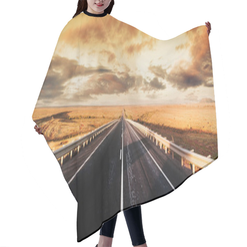 Personality  Road Panorama Hair Cutting Cape