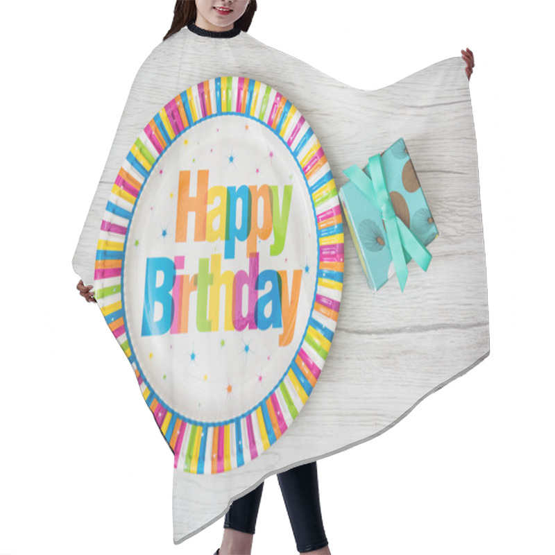 Personality  Paper Plates Designed For Birthday Party With Painted Gift Box O Hair Cutting Cape