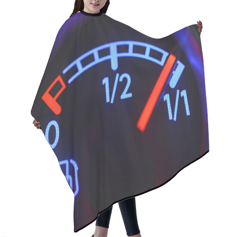 Personality  Fuel Gauge Close Up Hair Cutting Cape