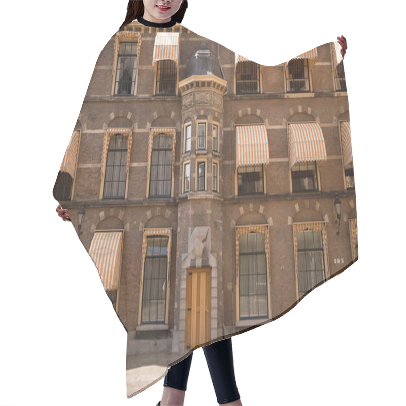 Personality  Dutch Parliament Building Hair Cutting Cape