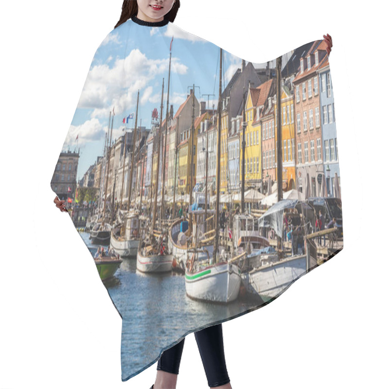 Personality  Nyhavn District In Copenhagen Hair Cutting Cape