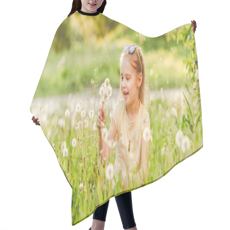 Personality  Cute Girl Playing With Dandelions Hair Cutting Cape