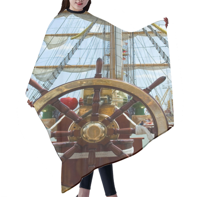 Personality  Old Ship Wheel Hair Cutting Cape