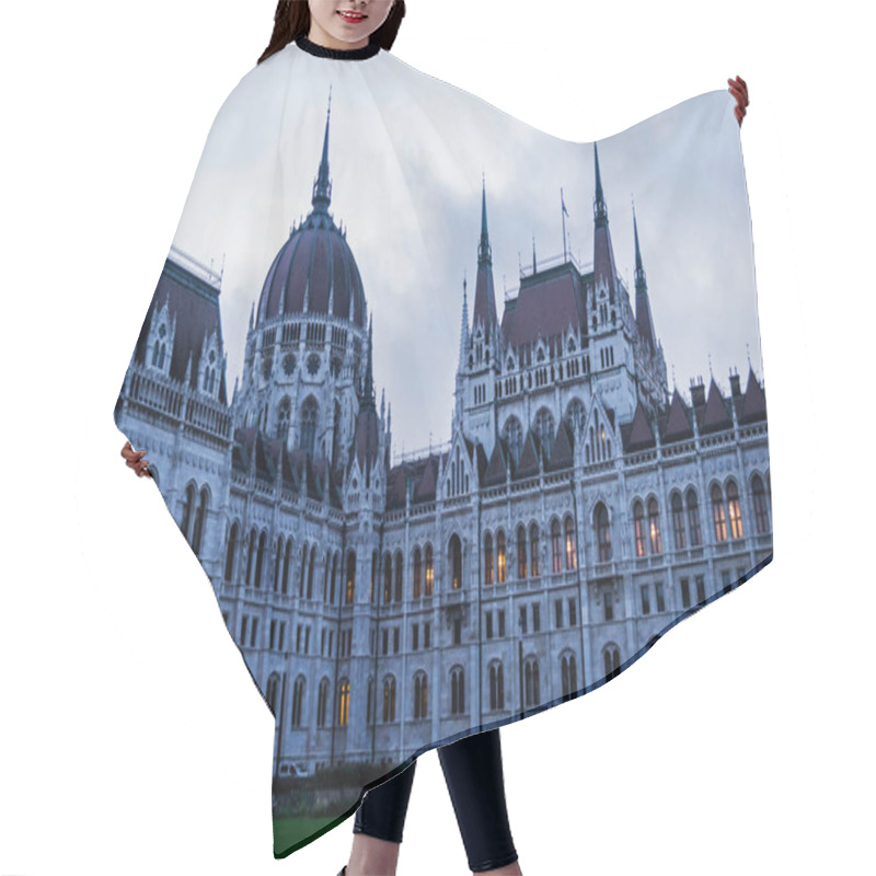 Personality  The Hungarian Parliament Building Is The Seat Of The National Assembly Of Hungary, A Notable Landmark Of Hungary, And A Popular Tourist Destination In Budapest. Hair Cutting Cape