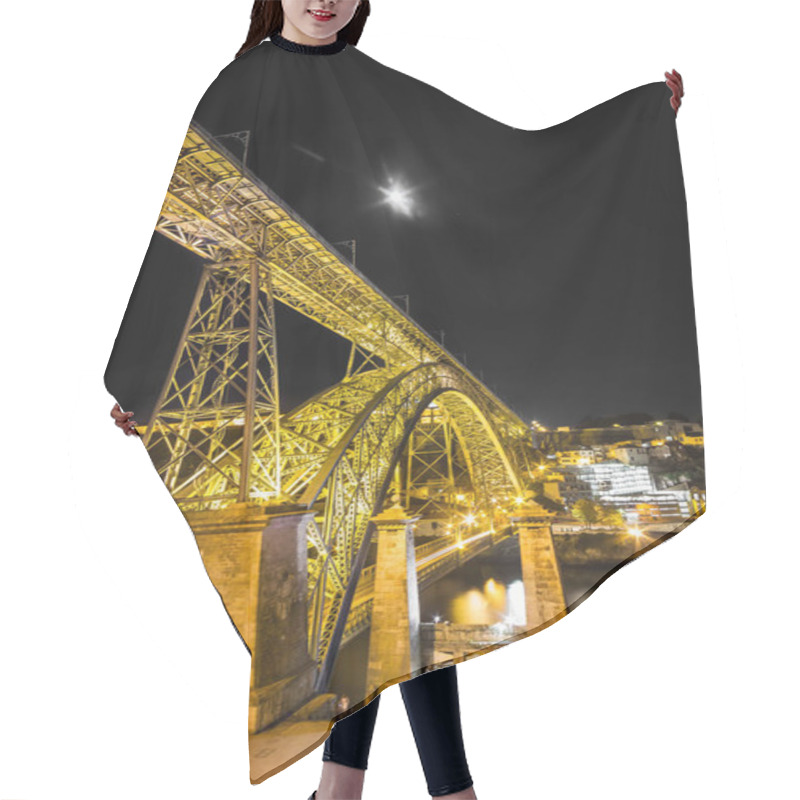 Personality  Dom Joao Yellow Bridge Hair Cutting Cape