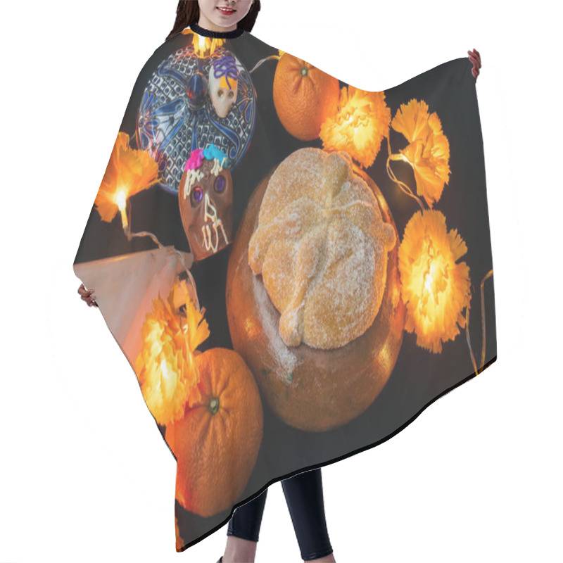 Personality  An Traditional Day Of The Dead Altar In Mexico - Altar De Dia De Muertos - Copy Space Dark Background Hair Cutting Cape