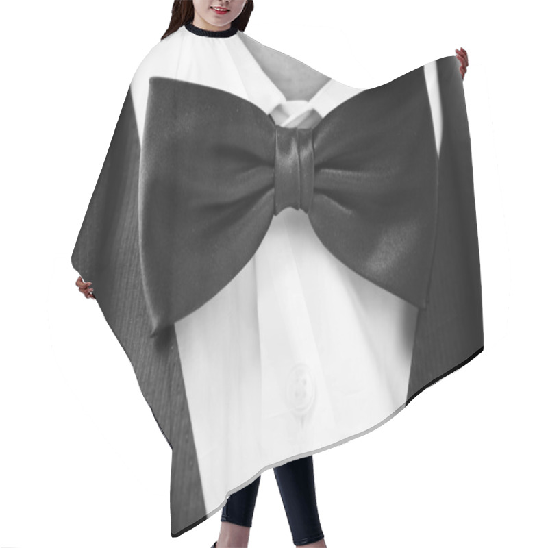 Personality  Black Bow Tie Hair Cutting Cape