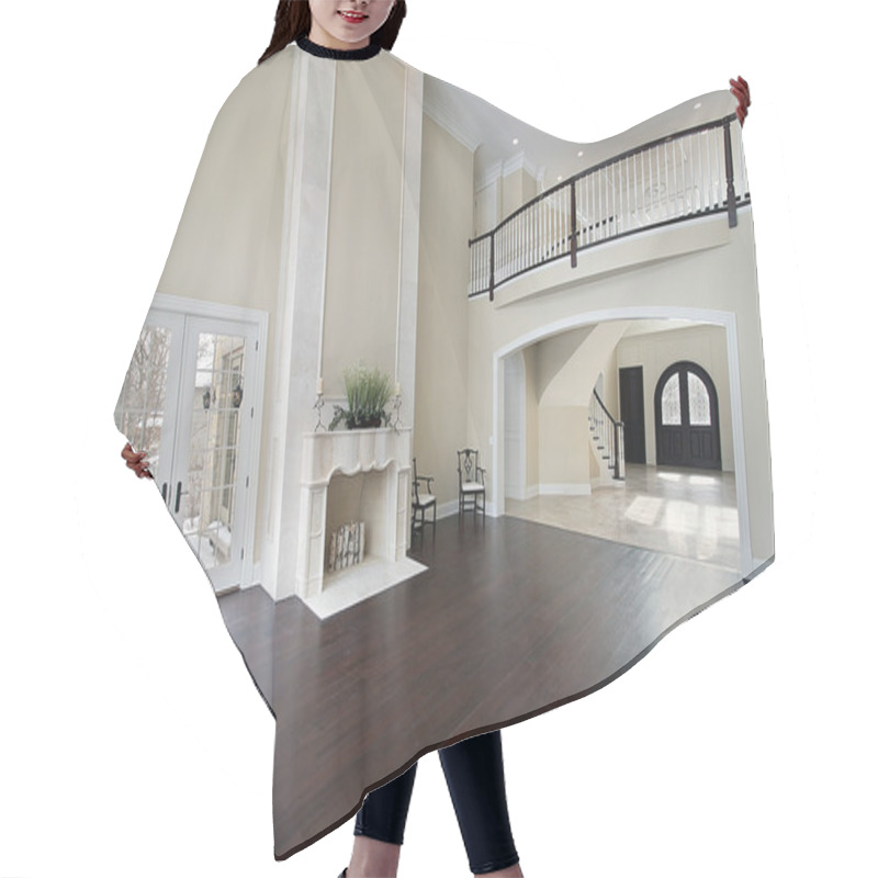 Personality  Family Room With Balcony Hair Cutting Cape