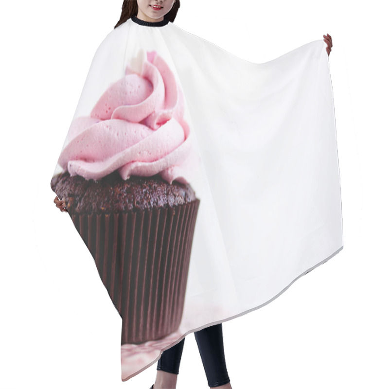 Personality  Pink Chocolate Cupcake  Close Up Hair Cutting Cape