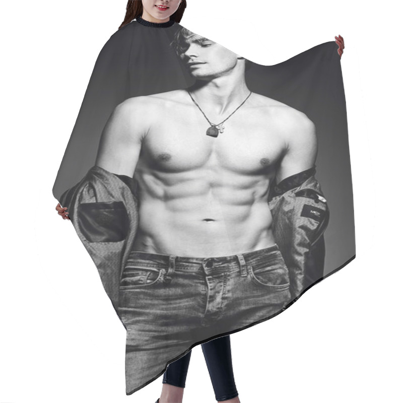 Personality  Young Handsome Muscled Fit Male Model Man Posing In Studio Showing His Abdominal Muscles Hair Cutting Cape