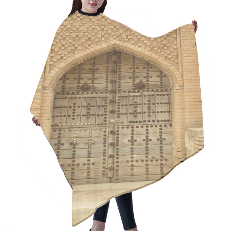 Personality  Old Wooden Door Hair Cutting Cape