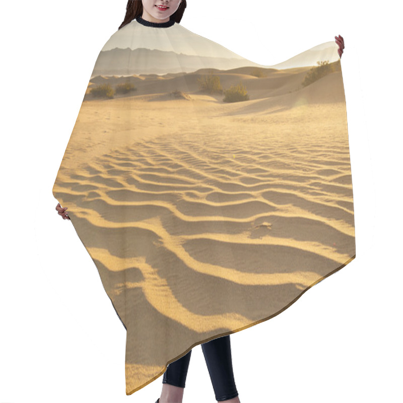 Personality  Desert Sand Hair Cutting Cape