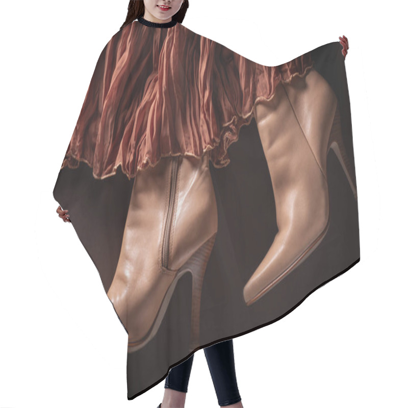 Personality  Women's Beige Shoes And Skirt Hair Cutting Cape