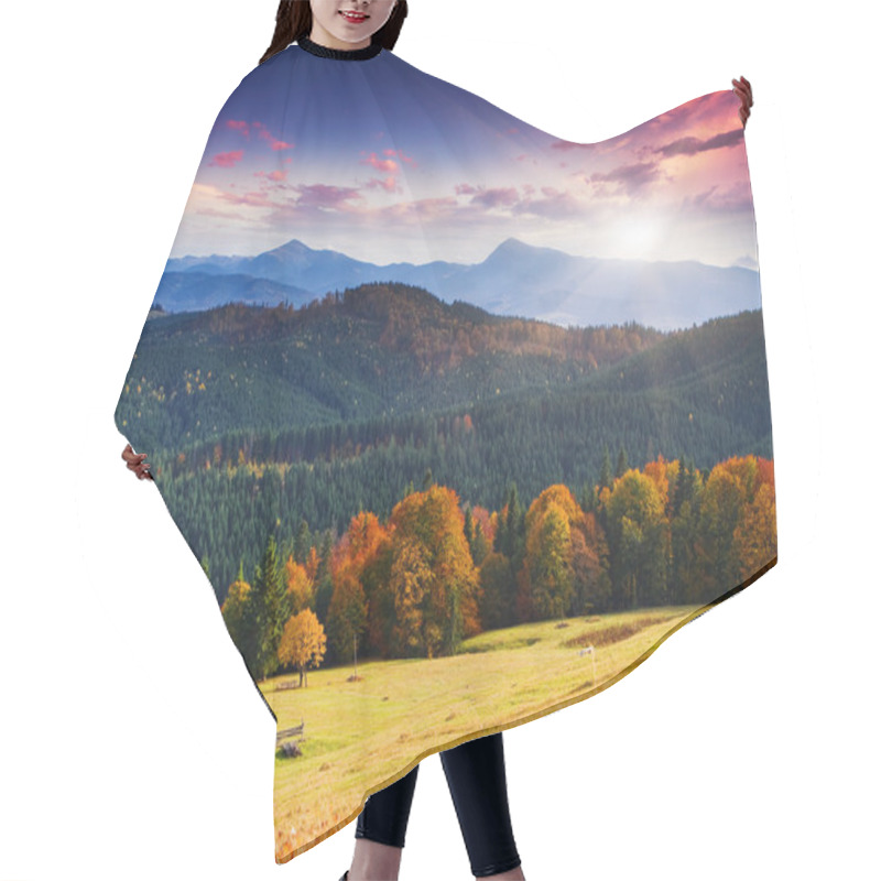 Personality  Autumn Hair Cutting Cape