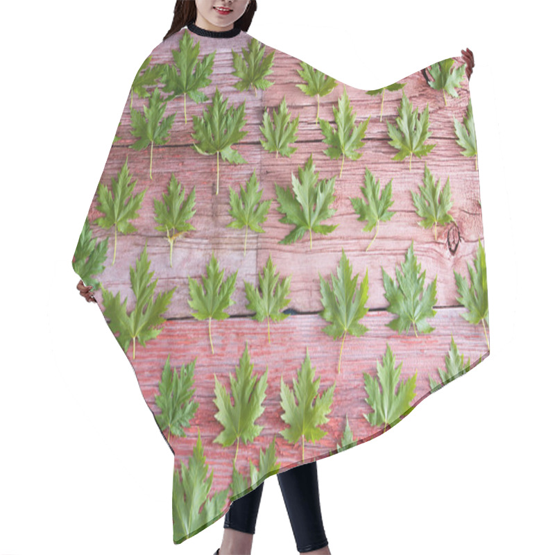 Personality  Fresh Green Maple Leaf Background Pattern Hair Cutting Cape