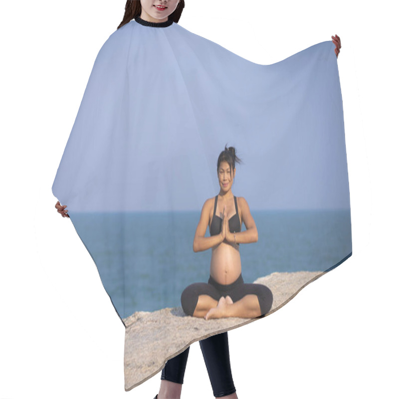 Personality   Asian Pregnant Woman Yoga On The Beach Sunset Summer Time  Hair Cutting Cape