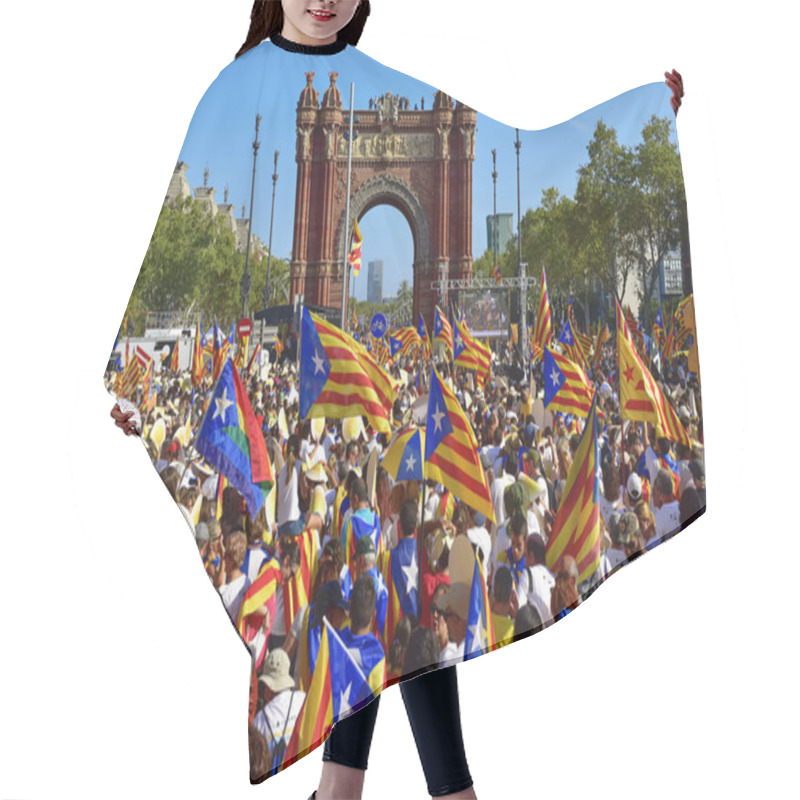 Personality  Rally In Support For The Independence Of Catalonia In Barcelona, Hair Cutting Cape