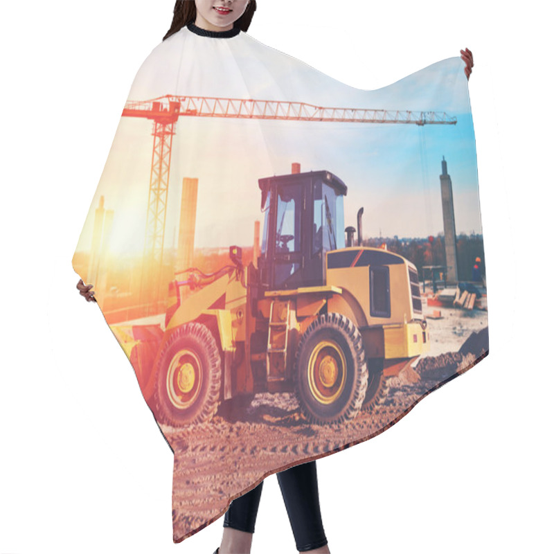 Personality  Bulldozer On Construction Site Hair Cutting Cape