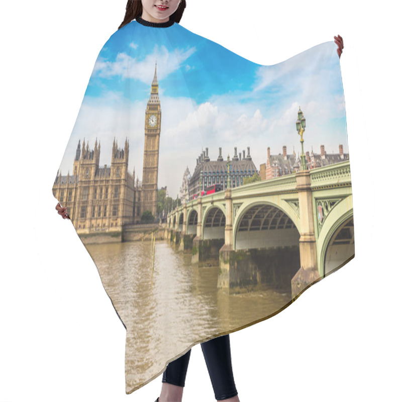 Personality  Big Ben, Parliament, Westminster Bridge Hair Cutting Cape