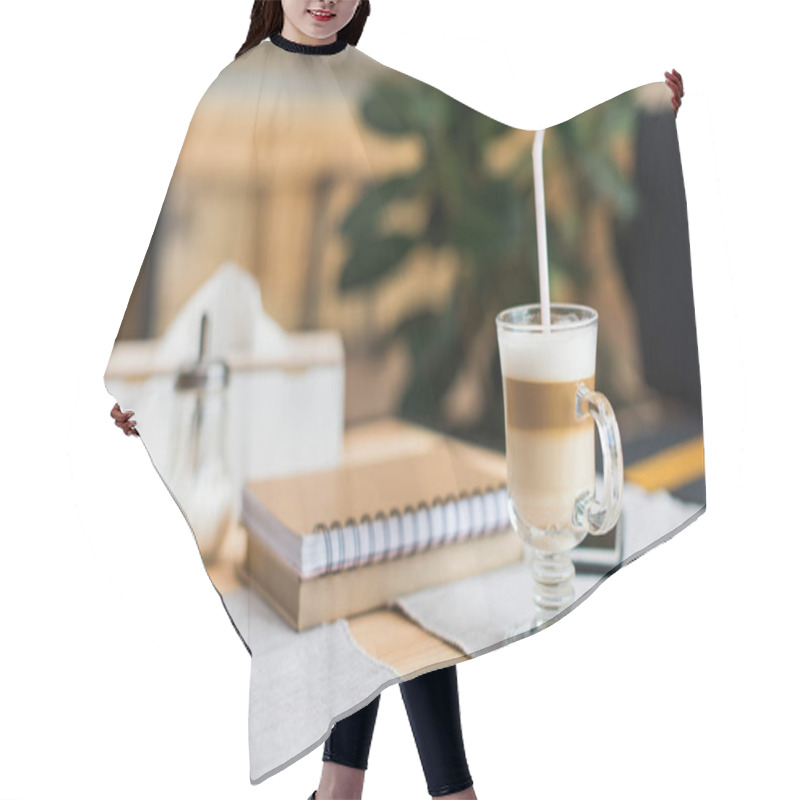 Personality  Coffee Latte In Cafe  Hair Cutting Cape