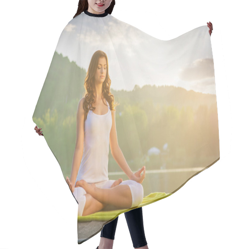 Personality  Young Woman Doing Yoga Hair Cutting Cape