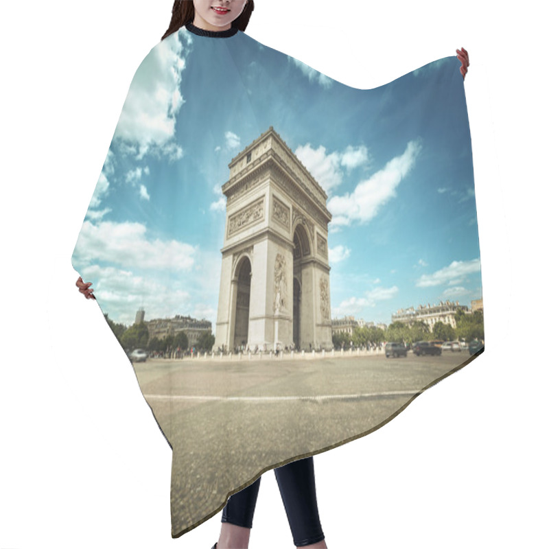 Personality  Arc De Triumph, Paris  Hair Cutting Cape