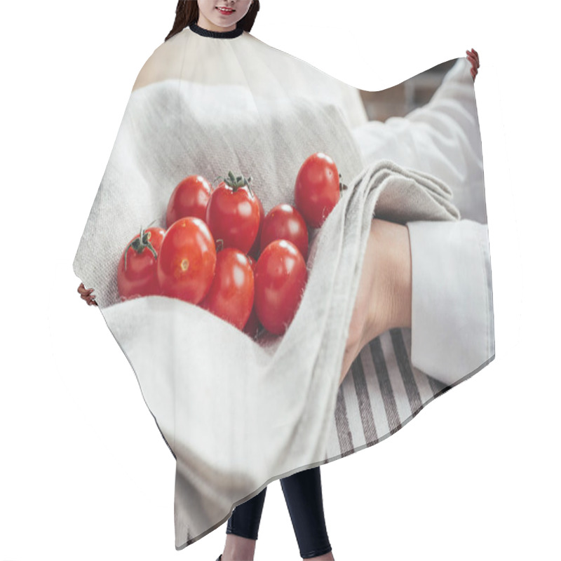 Personality  Cherry Tomatoes In Napkin   Hair Cutting Cape