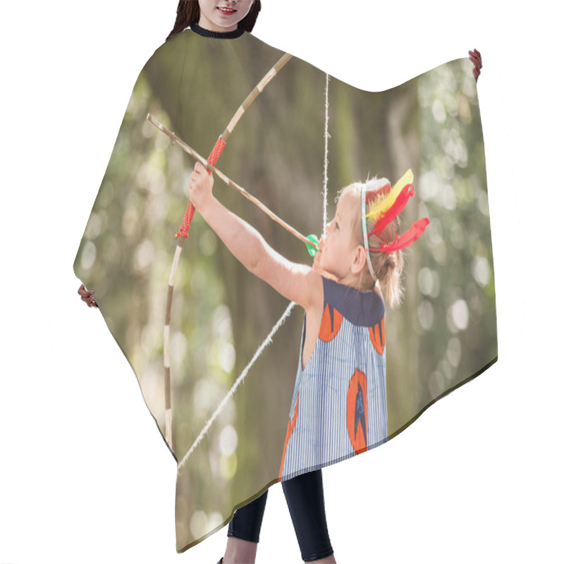 Personality  Girl With Bow And Arrow Hair Cutting Cape