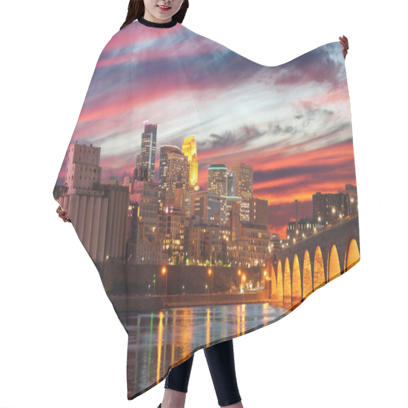 Personality  Minneapolis Hair Cutting Cape