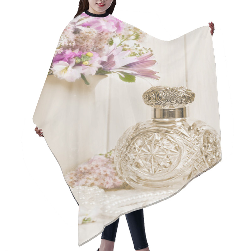 Personality  Antique Scent Bottle Hair Cutting Cape