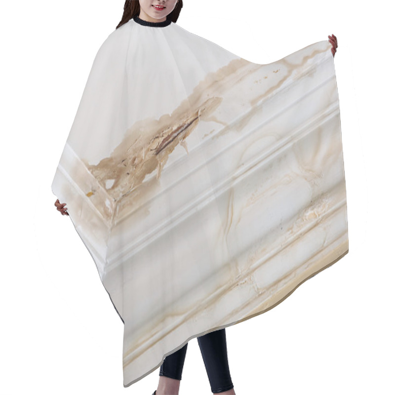 Personality  Ceiling Water Damage Hair Cutting Cape