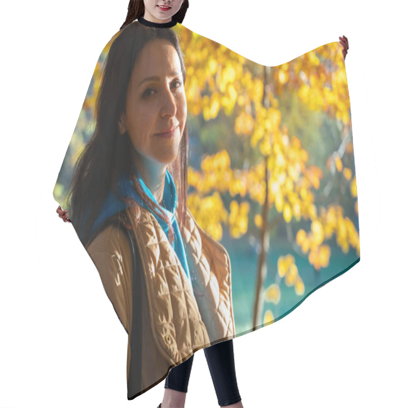 Personality  Portrait Of A Smiling Woman In Soft Autumn Sunlight Surrounded By Golden Leaves. A Warm And Vibrant Outdoor Scene Reflecting The Joy And Beauty Of The Fall Season Hair Cutting Cape