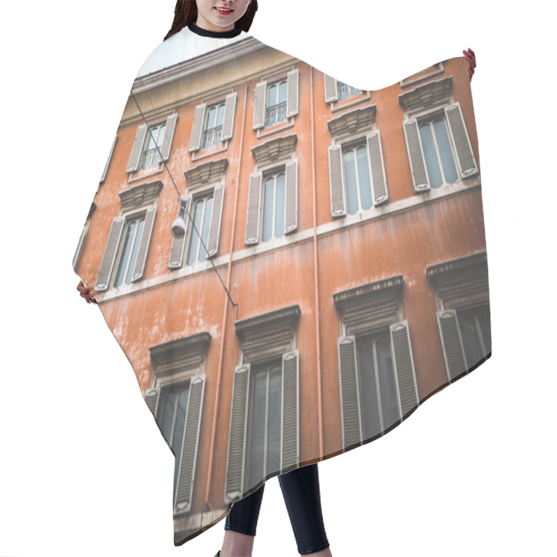 Personality  Red Building Hair Cutting Cape