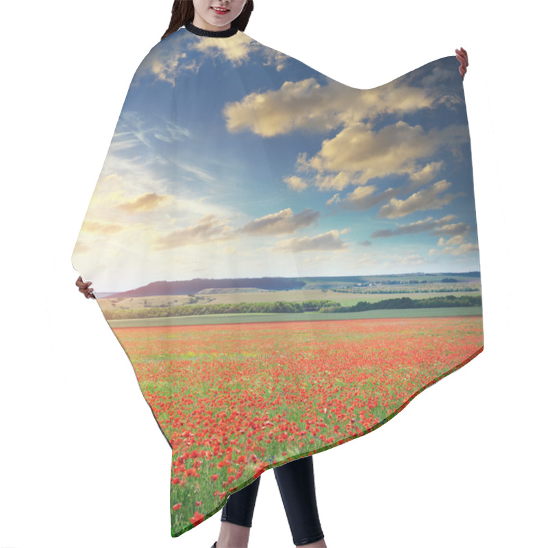 Personality  Big Poppy Meadow Hair Cutting Cape