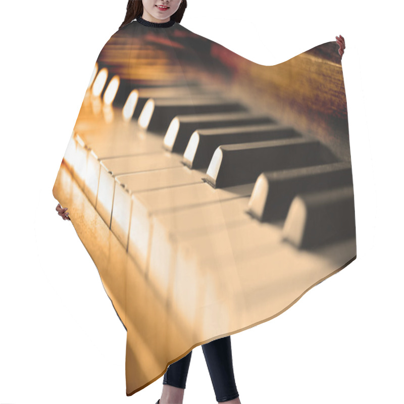 Personality  Antique Piano Keys Hair Cutting Cape