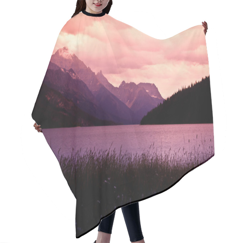 Personality  Mountain Sunset Hair Cutting Cape