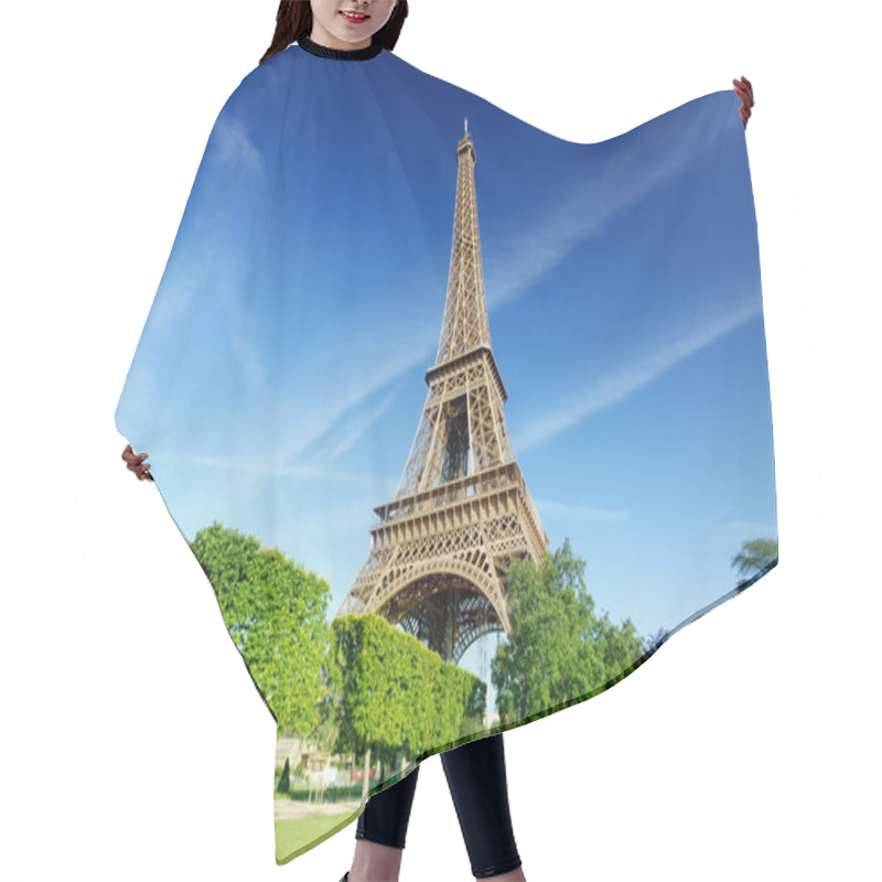 Personality  Eiffel Tower In Paris, France Hair Cutting Cape