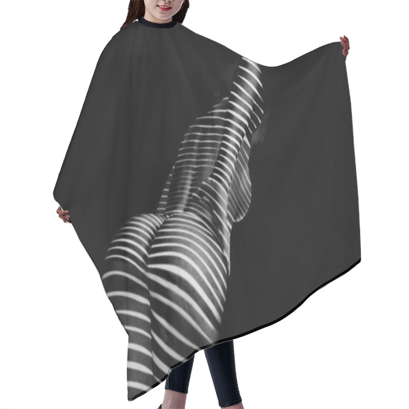 Personality  Liny White Black Woman Girl Sexy Ass Abstract Hair Cutting Cape