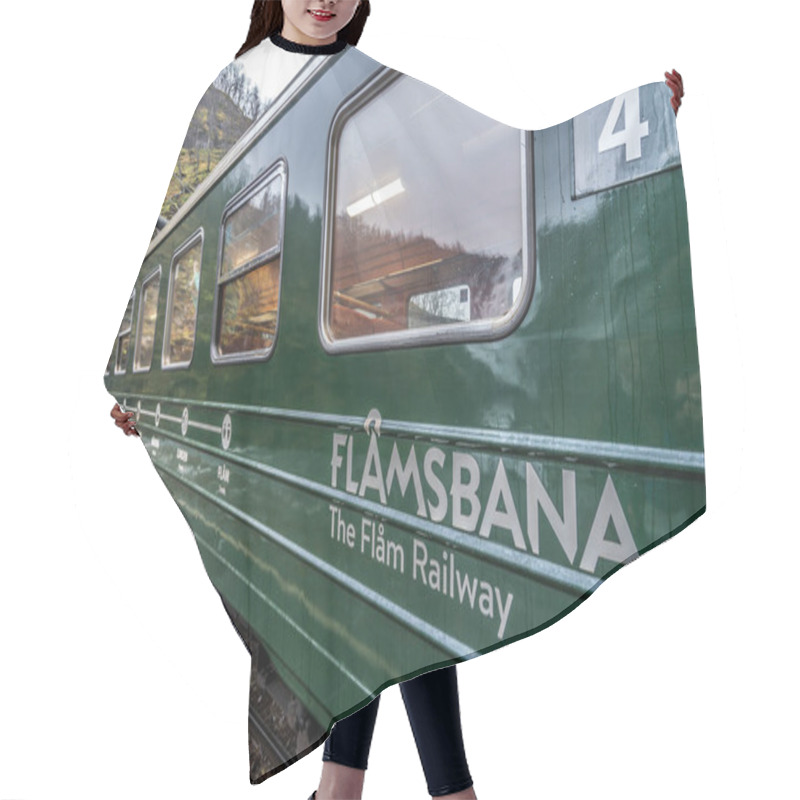 Personality  Carriage Of The Scenic Flamsbana Train Line Hair Cutting Cape