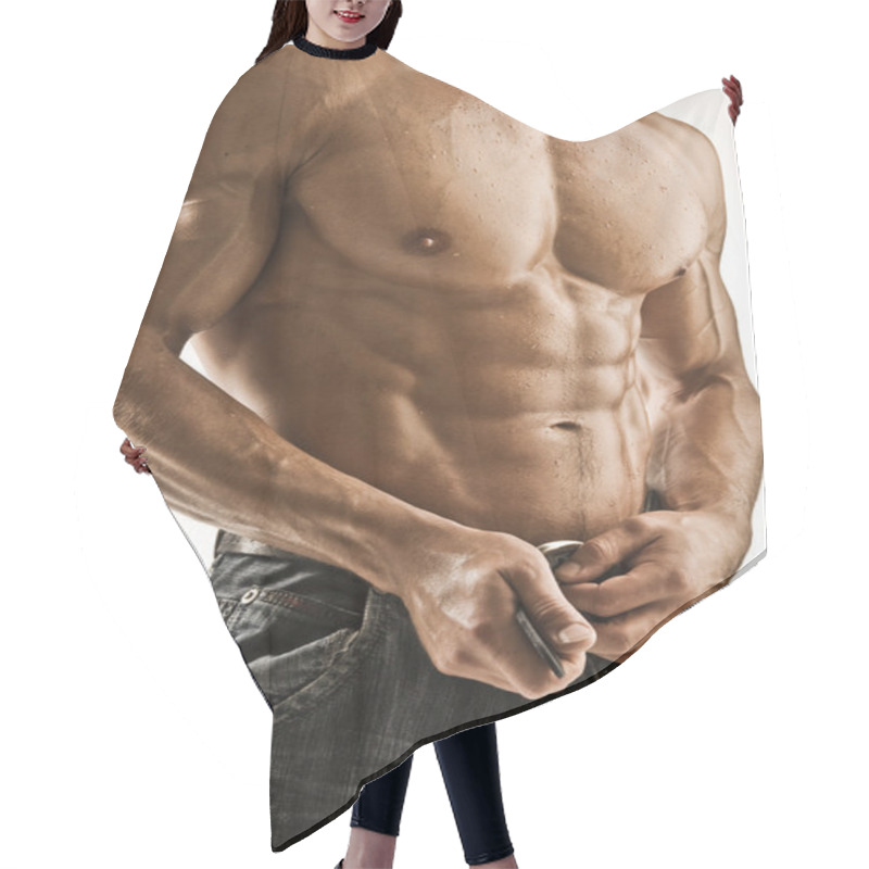 Personality  Bodybuilder Hair Cutting Cape