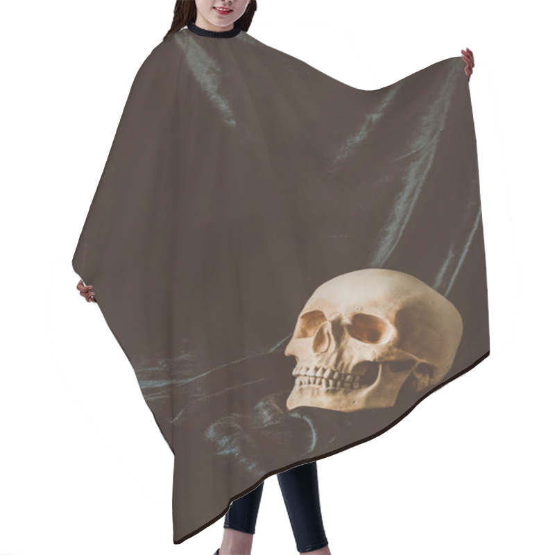 Personality  Scary Skull On Black Cloth With Spider Web For Halloween Hair Cutting Cape