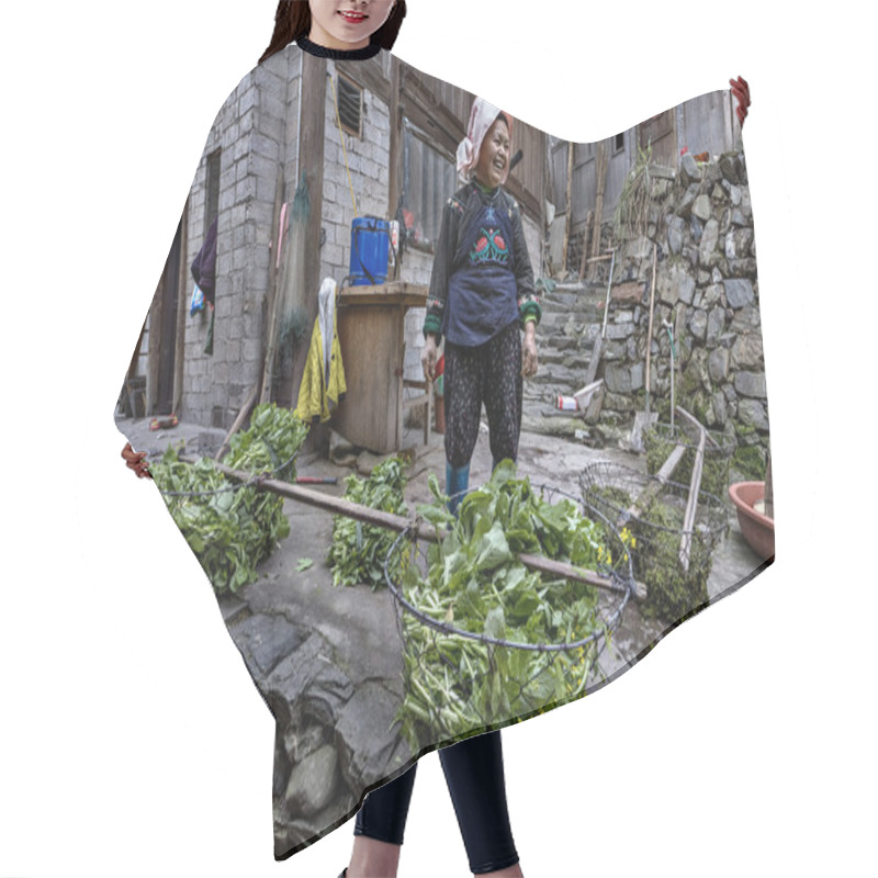 Personality  Asian Woman Farmer Miao People, Stands In Courtyard Peasant Hous Hair Cutting Cape