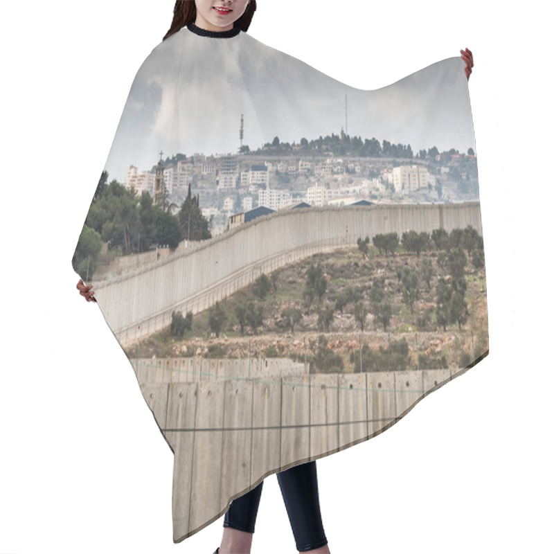 Personality  Separation Wall Between Israel And West Bank Hair Cutting Cape