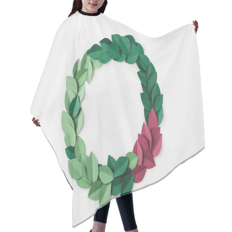 Personality  Round Frame Of Green Paper Leaves Hair Cutting Cape