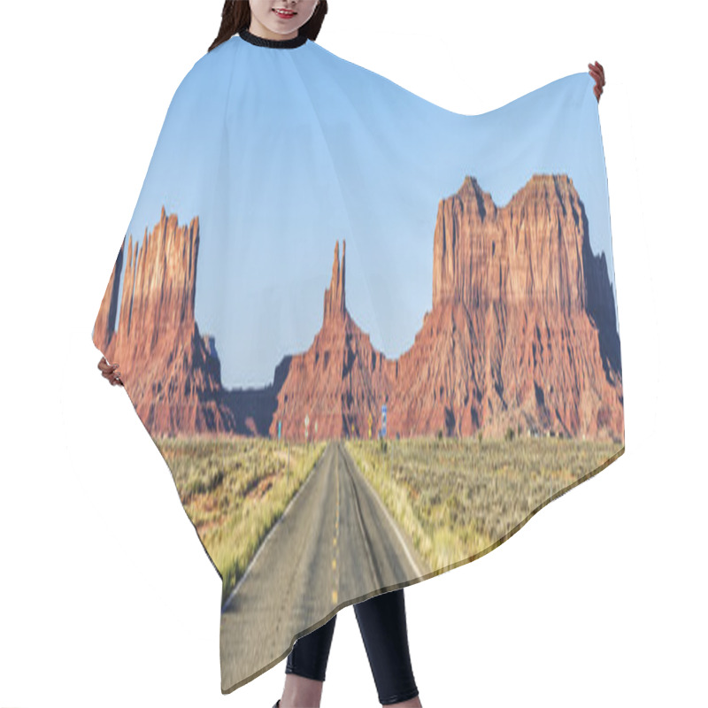 Personality  Panoramic View Of Road To Monument Valley Hair Cutting Cape