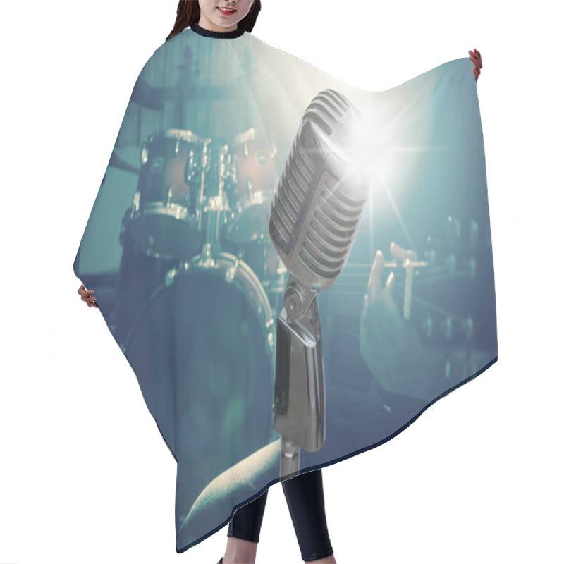 Personality  Retro Microphone Over The Musician Playing The Guitar Hair Cutting Cape